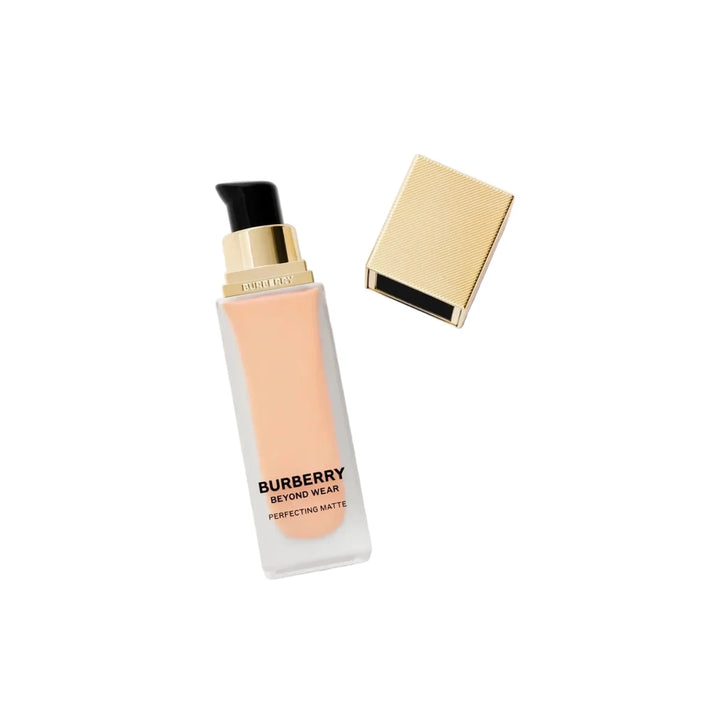 Burberry Beyond Wear Perfecting Matte Foundation - Light Cool #30 - Branded Beauty
