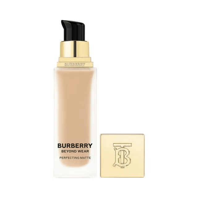 Burberry Beyond Wear Perfecting Matte Foundation Light Warm 30 - Branded Beauty