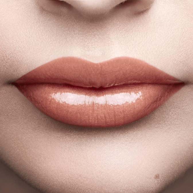 L'Oreal Color Riche Lipstick Shine 656 Beige in the City - Branded Beauty