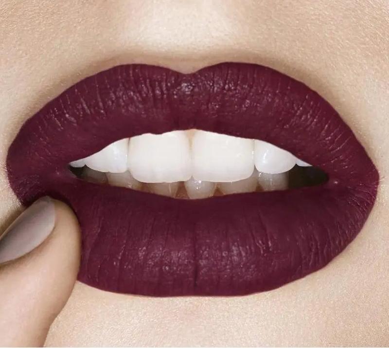 Maybelline Colour Sensational Lipstick 887 Blackest Berry - Branded Beauty