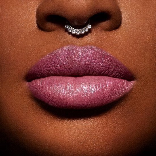 Rimmel Lasting Finish Lipstick - 200 Soft Hearted - Branded Beauty